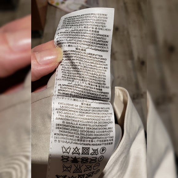 NWT white Guess bustier dress with black lace - Picture 6 of 8